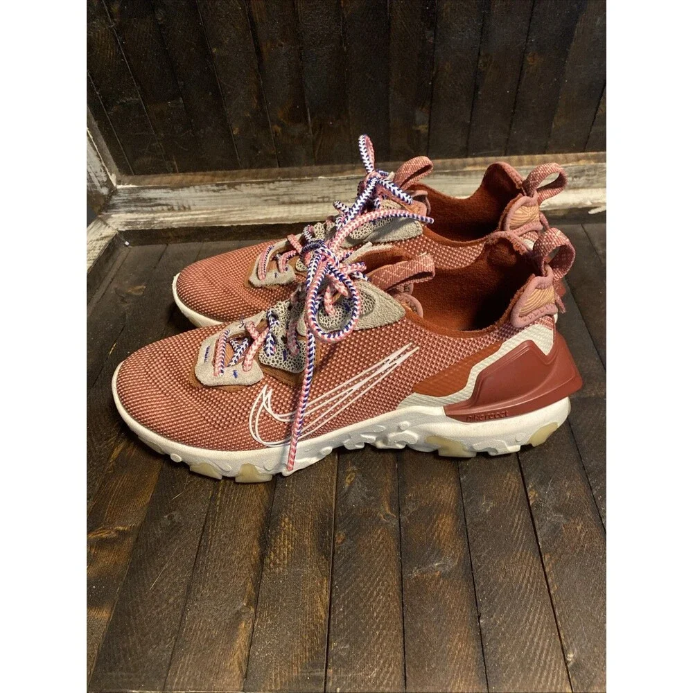 Nike React Women Size 11 US Athletic Shoes CT3618-991 - Picture 2 of 10